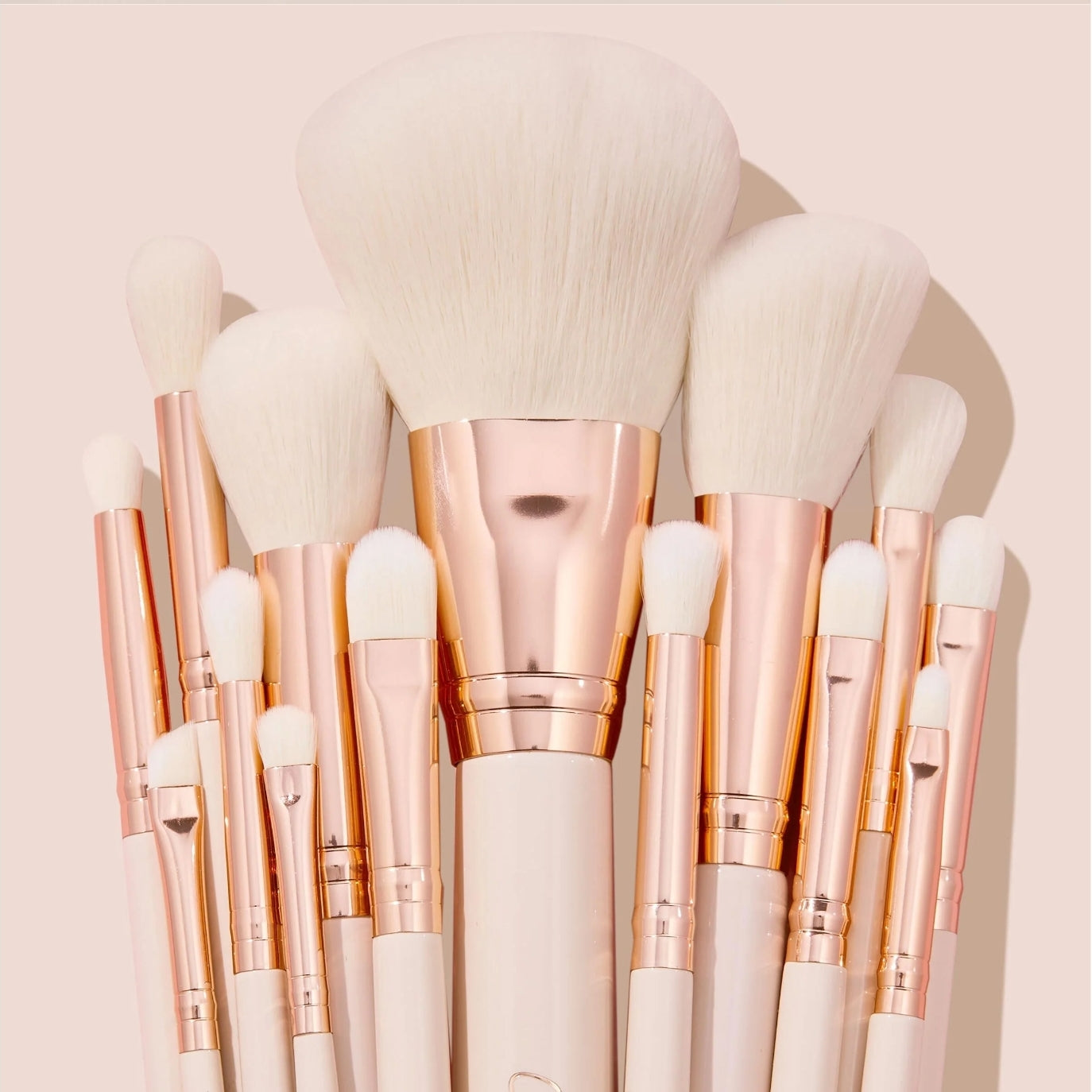 Colourpop ultimate brush roll
makeup brush kit Colourpop ultimate brush roll
makeup brush kit