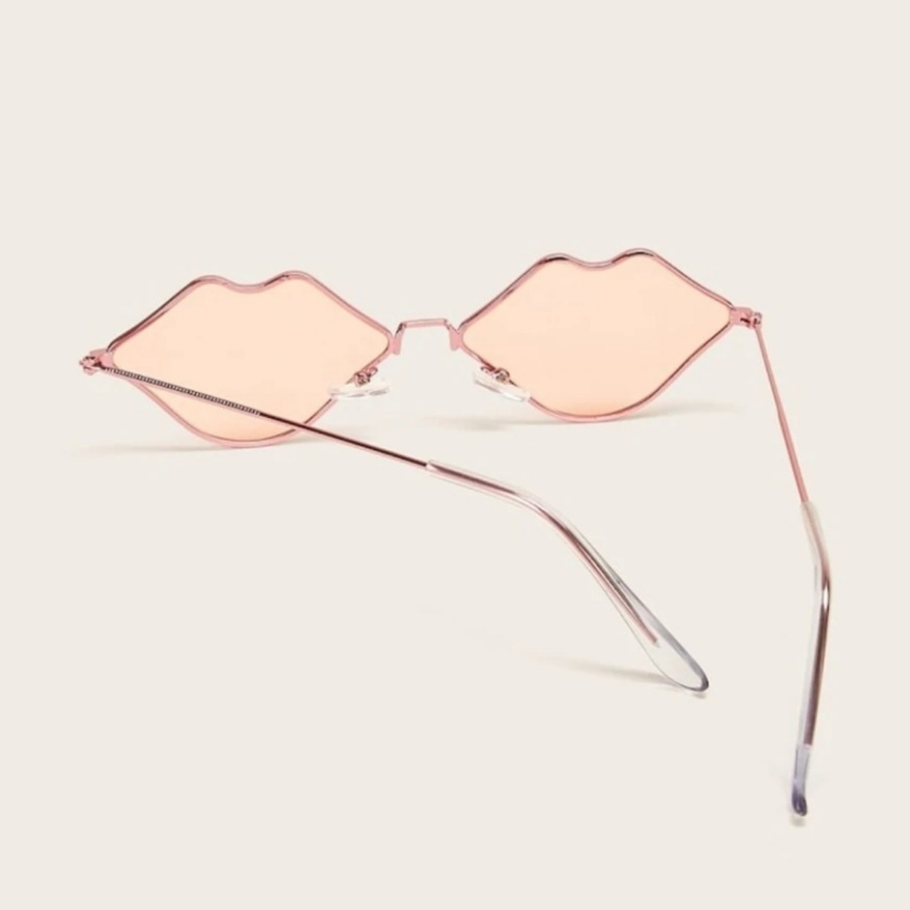 Mouth frame glasses Mouth frame glasses