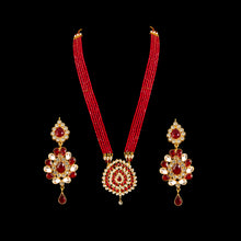 Load image into Gallery viewer, Maharaani kundan polki haar with earrings.