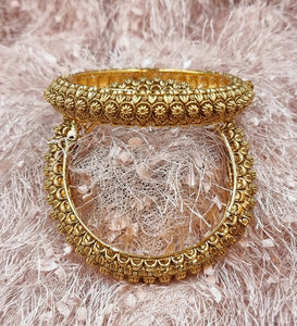 Designer Gold Plated Golden Nakshi Openable kadas.