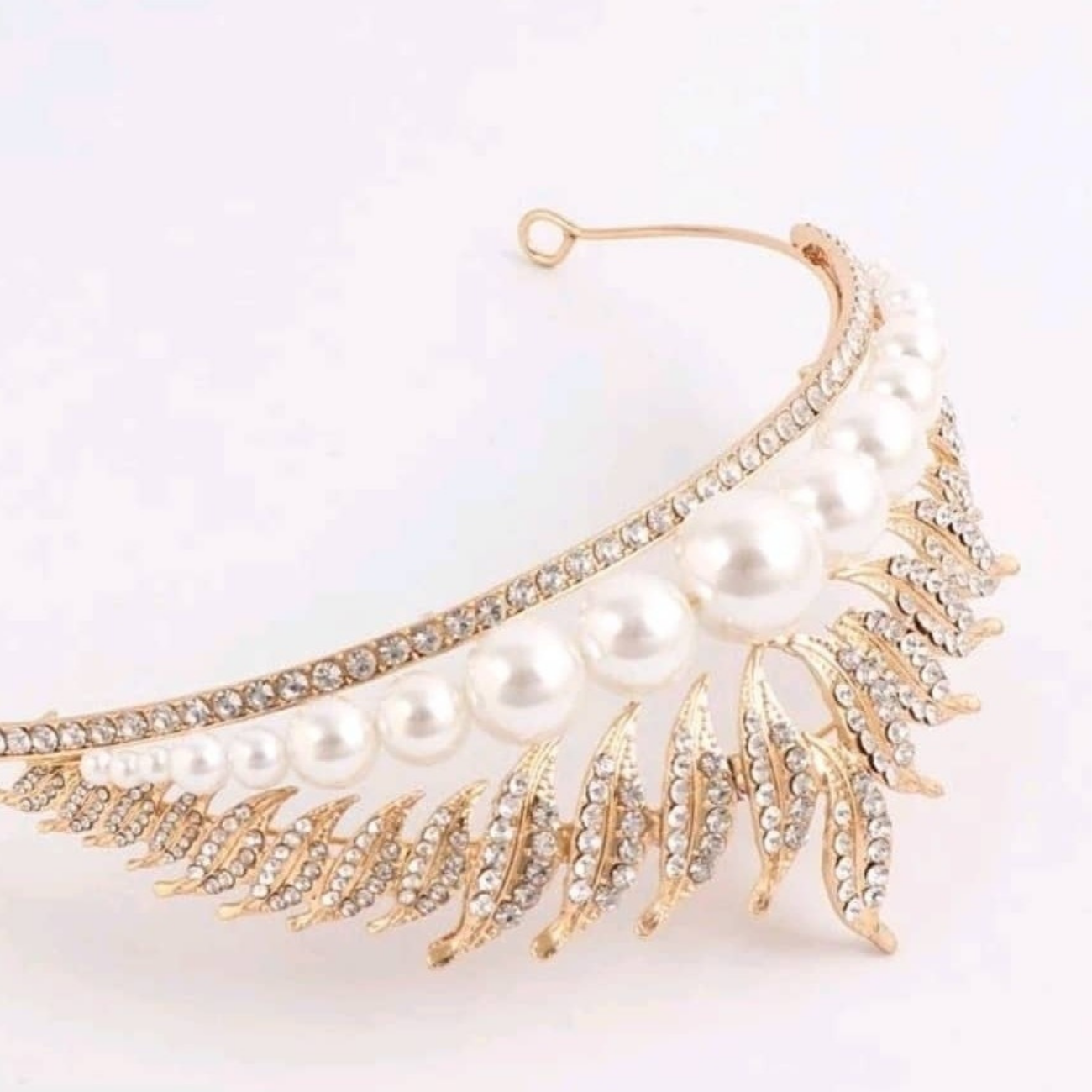 Rhinestone and faux pearl decore crown hair tiara Rhinestone and faux pearl decore crown hair tiara