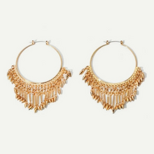 Load image into Gallery viewer, Metal bar tassel hoop earrings.