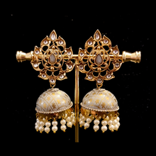 Load image into Gallery viewer, Hand crafted meenakari kundan jhumkas.