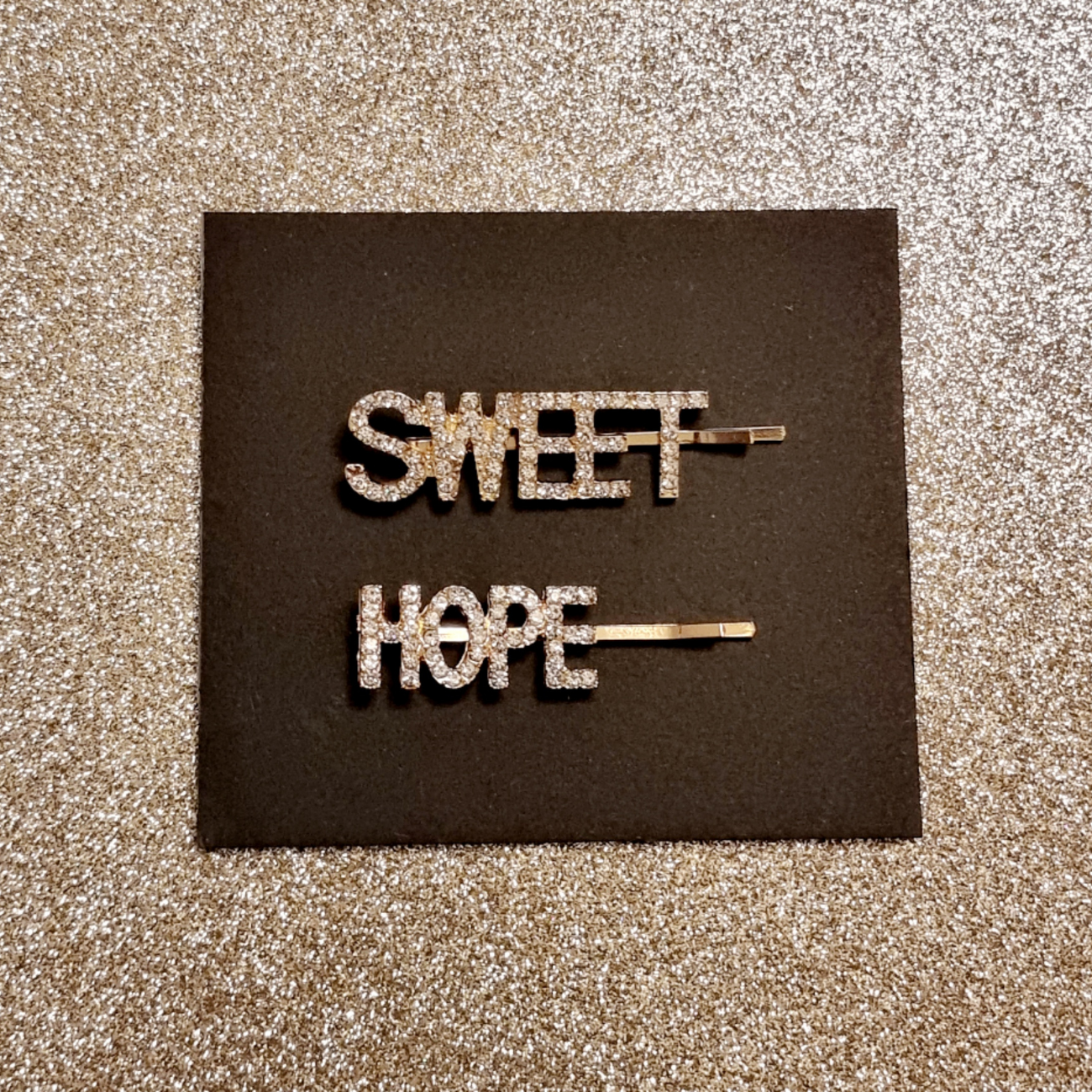 Rhinestone decor bobby pins. Rhinestone decor bobby pins.