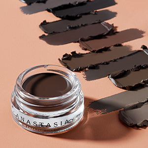 Anastasia Beverly Hills - DIPBROW Pomade - Dark Brown Anastasia Beverly Hills - DIPBROW Pomade - Dark Brown