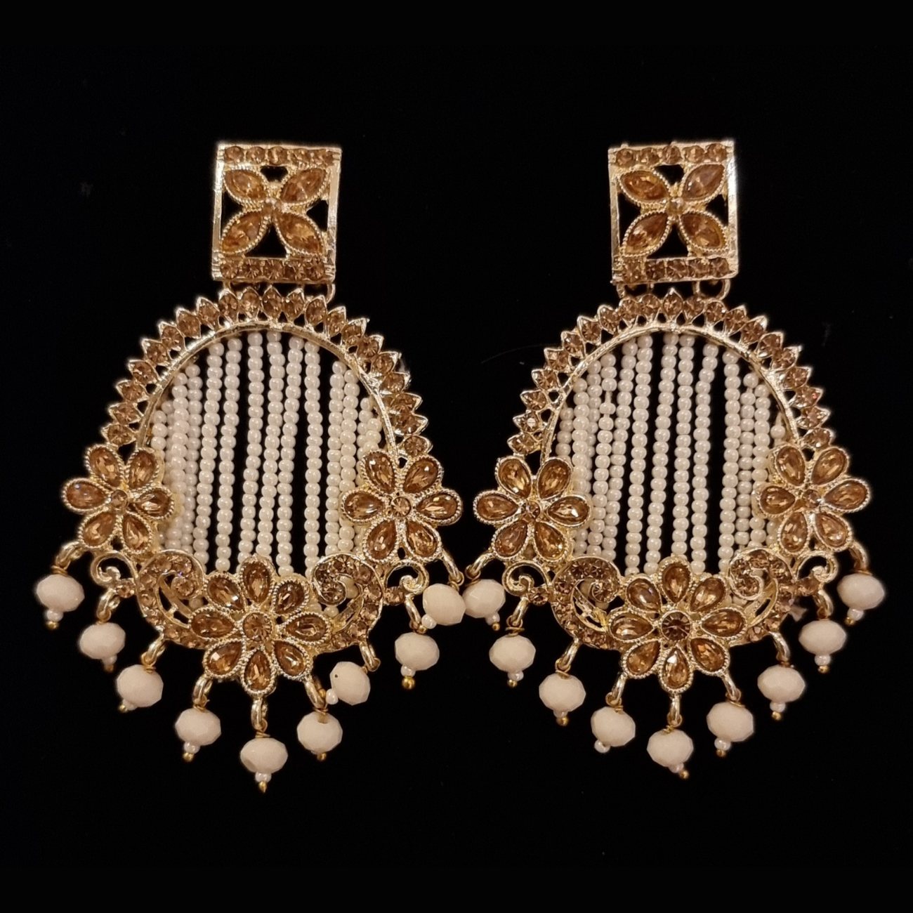Flat Diamond and Pearls Chandbalis Flat Diamond and Pearls Chandbalis