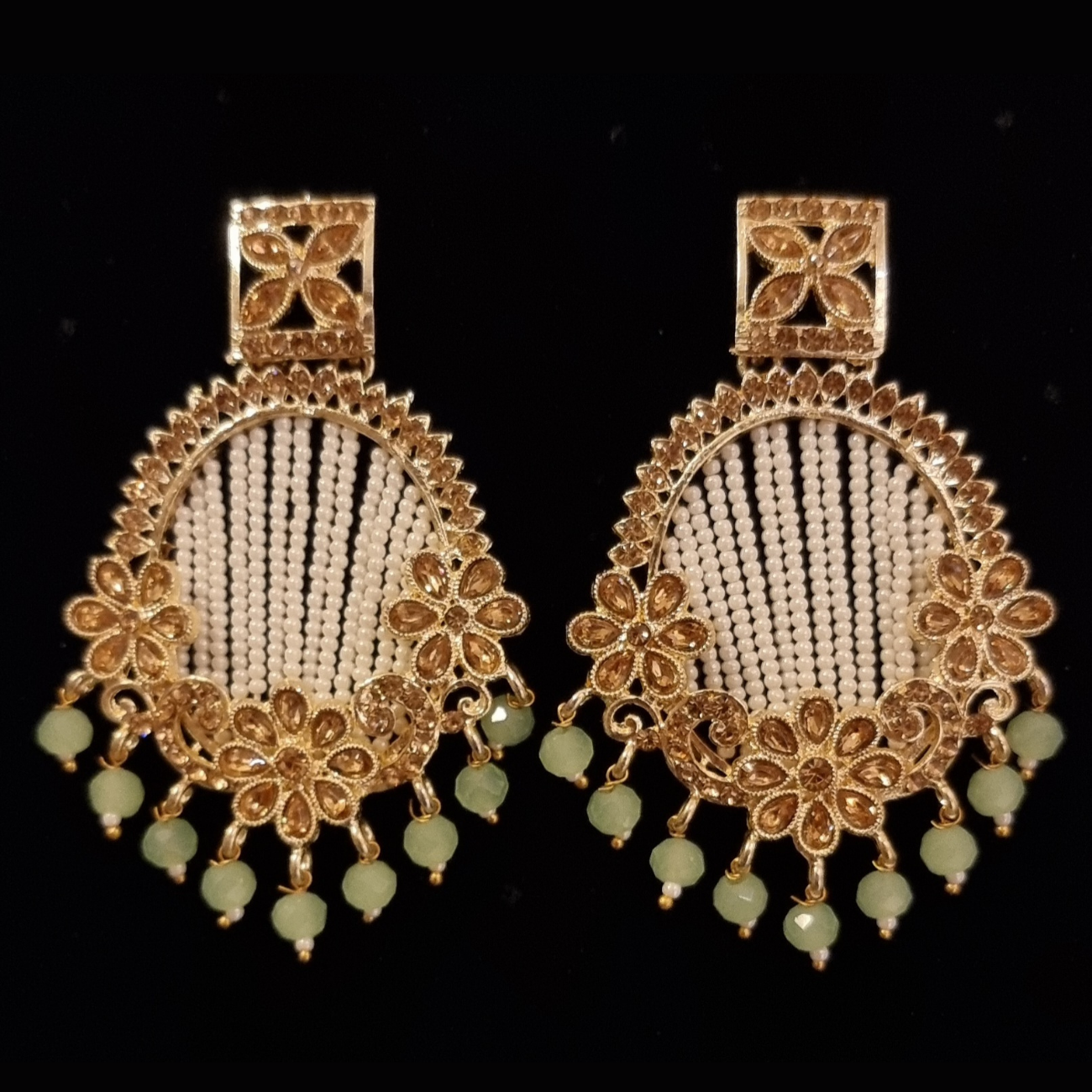 Flat Diamond and Pearls Chandbalis Flat Diamond and Pearls Chandbalis
