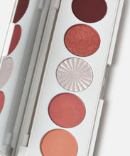 Load image into Gallery viewer, OFRA

SWEET DREAMS SIGNATURE EYESHADOW PALETTE