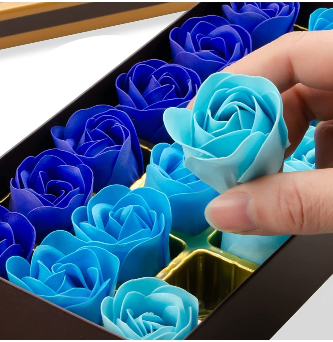 MAYMII 18Pcs Flora Scented Bath Soap Rose Flower Flowers Made By Nature Plant Essential Oil Set,in Gift Box, (Pink,Blue, Red, Purple for Choice) (Blue) MAYMII 18Pcs Flora Scented Bath Soap Rose Flower Flowers Made By Nature Plant Essential Oil Set,in Gift Box, (Pink,Blue, Red, Purple for Choice) (Blue)