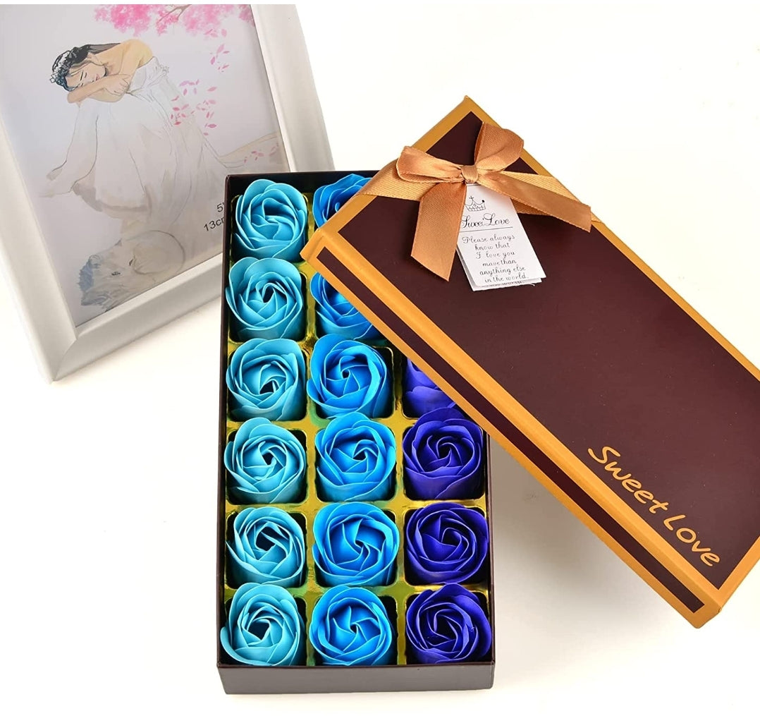 MAYMII 18Pcs Flora Scented Bath Soap Rose Flower Flowers Made By Nature Plant Essential Oil Set,in Gift Box, (Pink,Blue, Red, Purple for Choice) (Blue) MAYMII 18Pcs Flora Scented Bath Soap Rose Flower Flowers Made By Nature Plant Essential Oil Set,in Gift Box, (Pink,Blue, Red, Purple for Choice) (Blue)