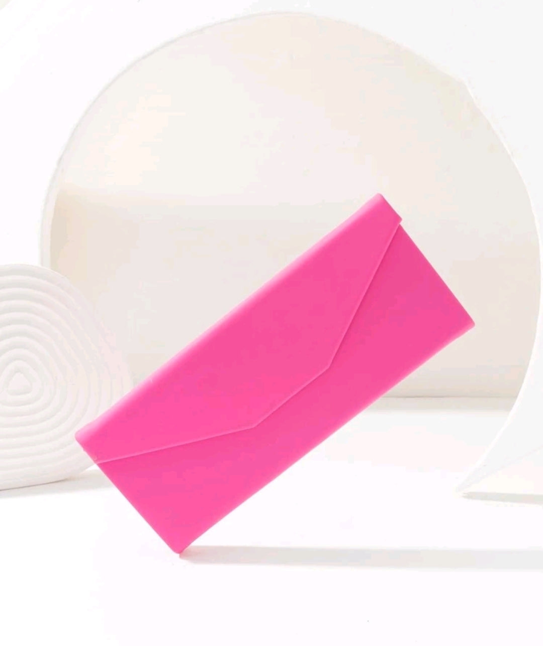 Foldable Glasses Case, Magnetic with Triangle Fold in PU Leather for All Glasses Foldable Glasses Case, Magnetic with Triangle Fold in PU Leather for All Glasses