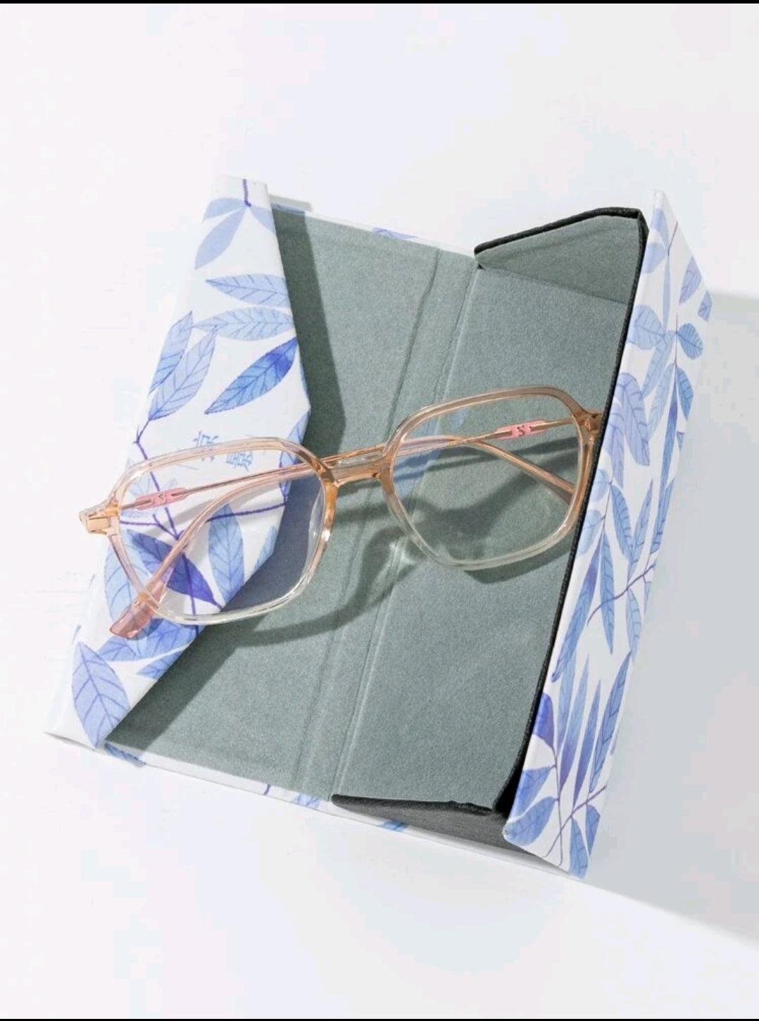 Triangle Foldable Glasses Case Portable Magnetic Closure PU Leather Hard Shell Triangle Foldable Glasses Case Portable Magnetic Closure PU Leather Hard Shell