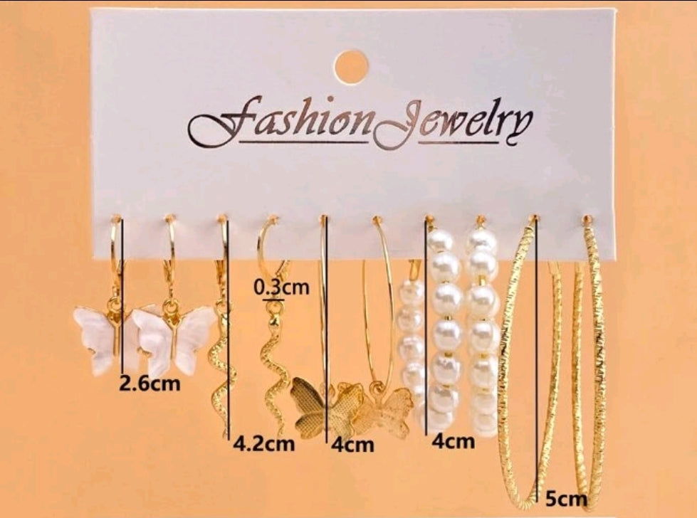 Gold Butterfly & Faux Pearl Earrings. ( 5 PCS ) Gold Butterfly & Faux Pearl Earrings. ( 5 PCS )