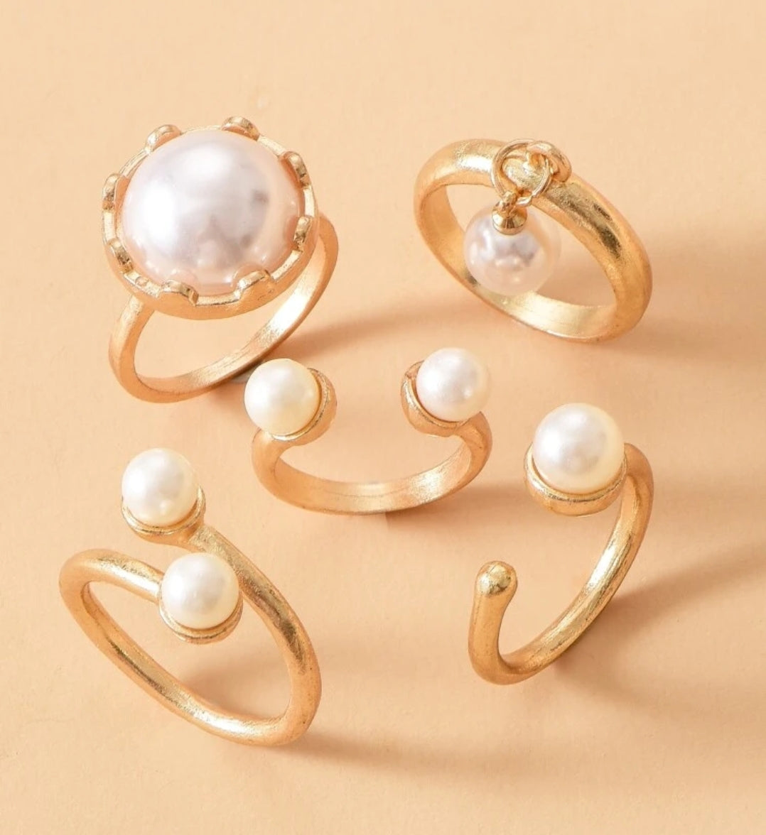 Faux Pearl Rings ( 5pcs) Faux Pearl Rings ( 5pcs)