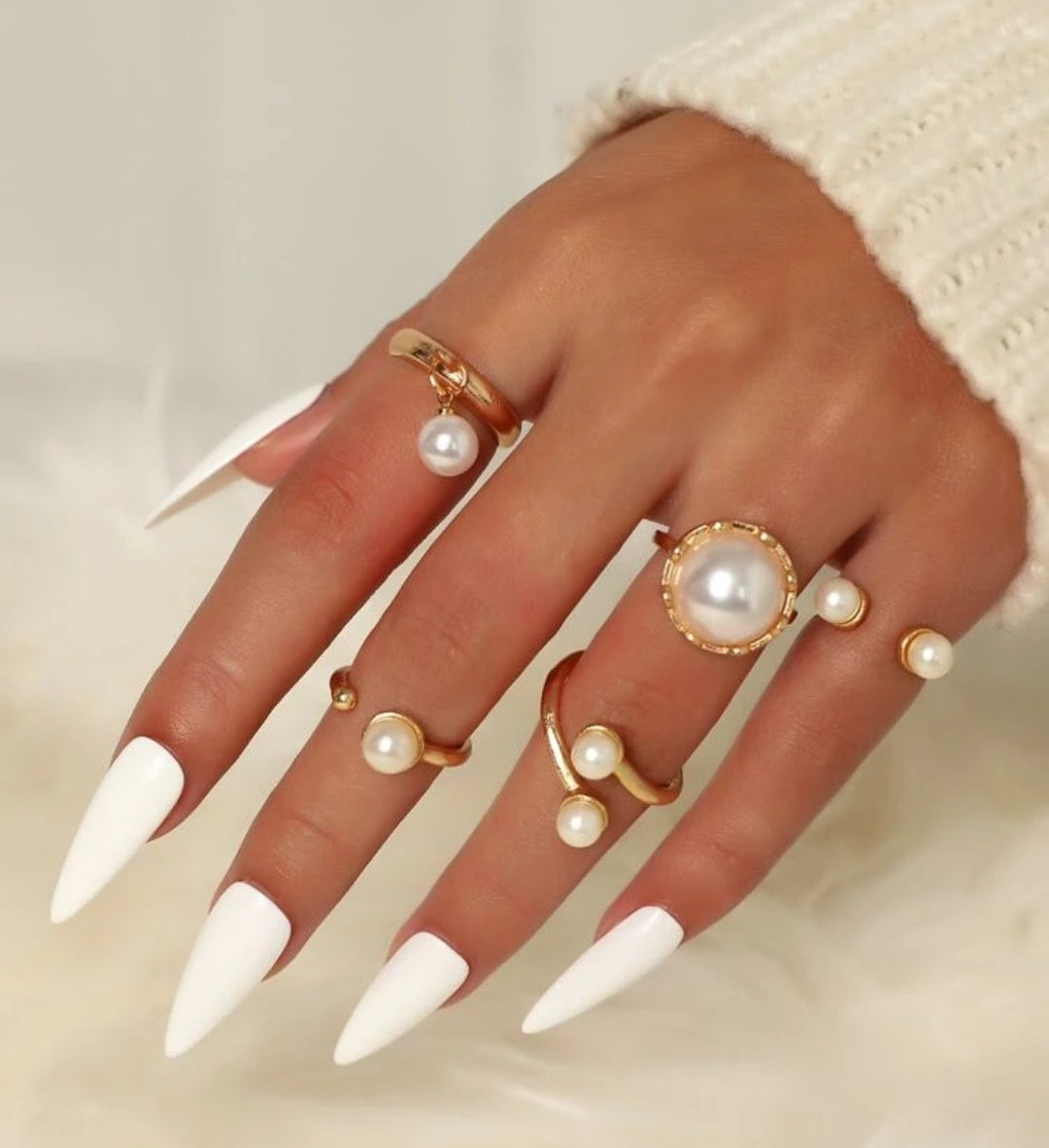 Faux Pearl Rings ( 5pcs) Faux Pearl Rings ( 5pcs)