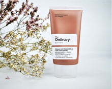 Load image into Gallery viewer, Mineral UV Filters SPF 30/SPF15 with Antioxidants